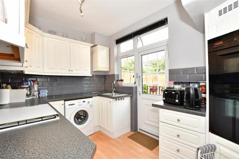 3 bedroom terraced house for sale, Milton Crescent, Ilford, Essex
