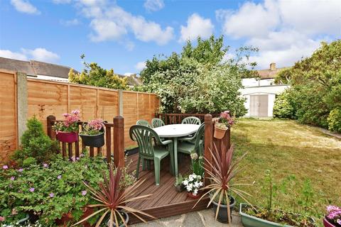 3 bedroom terraced house for sale, Milton Crescent, Ilford, Essex