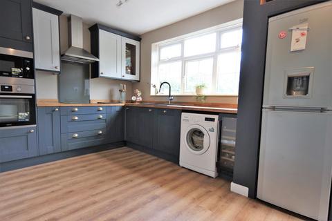 7 Cambridge Crescent, Bassingbourn, Royston, SG8 5LP