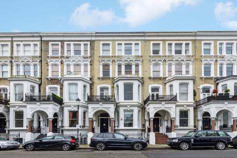 2 bedroom flat for sale, Redcliffe Square, Earls Court, London