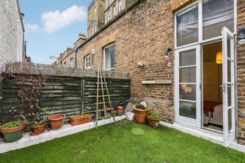 64 Redcliffe Square, London, SW10 9BN