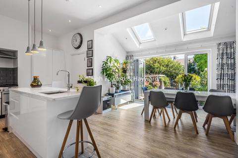 181 Ardgowan Road, London, SE6 1UZ