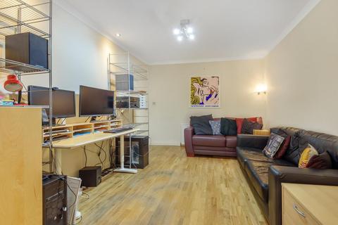 Flat 1, 10 Abbott Avenue, London, SW20 8SQ
