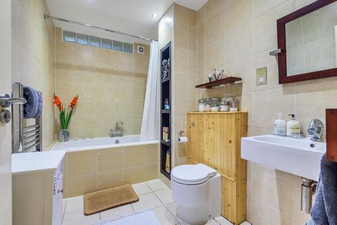 Flat 1, 10 Abbott Avenue, London, SW20 8SQ