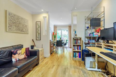 Flat 1, 10 Abbott Avenue, London, SW20 8SQ