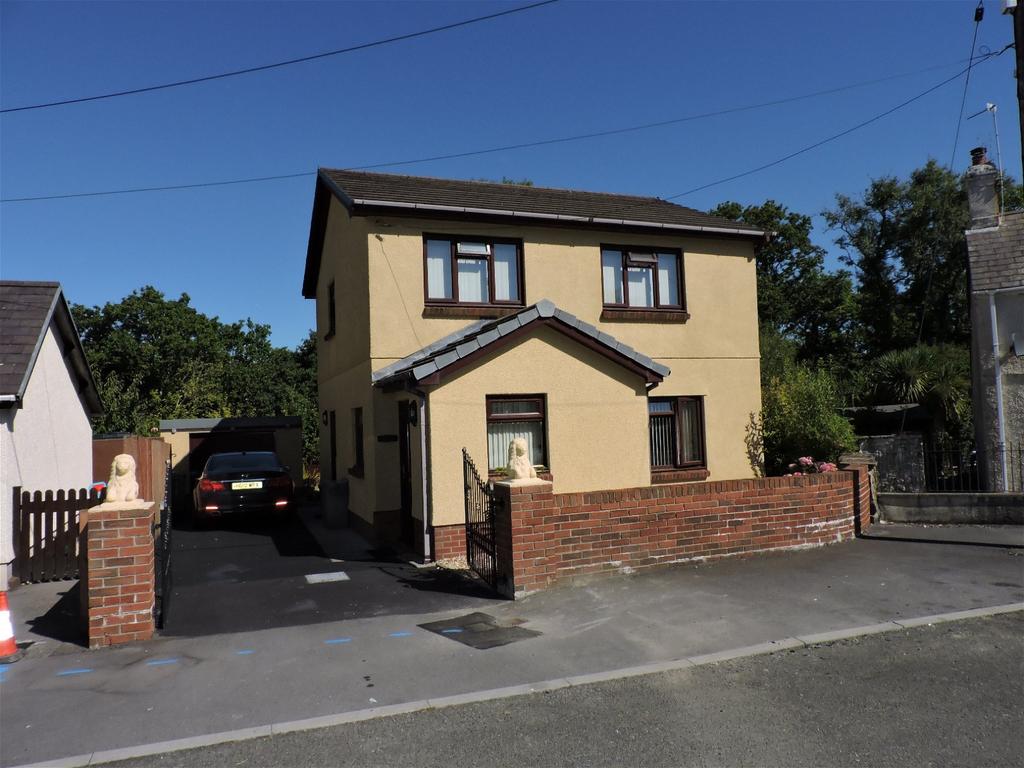 Hendre Road, Capel Hendre, Ammanford, SA18 3 bed detached house for sale £289,999