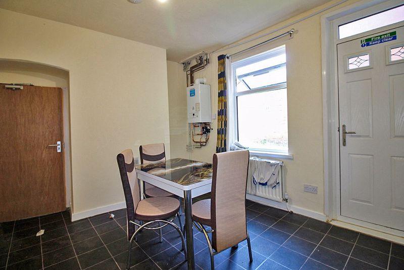 Dunstall Road, Wolverhampton 7 bed semidetached house for sale £300,000