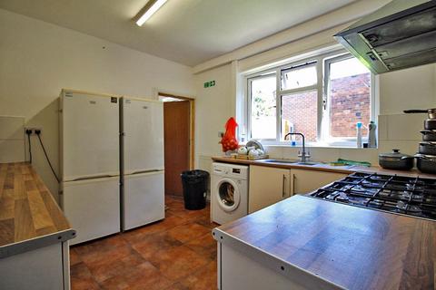 5 bedroom semi-detached house for sale, Dunstall Road, Wolverhampton