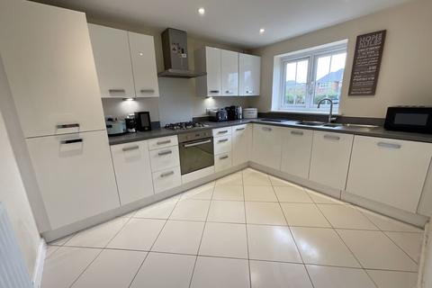 4 bedroom semi-detached house for sale - Archford Gardens, Stafford