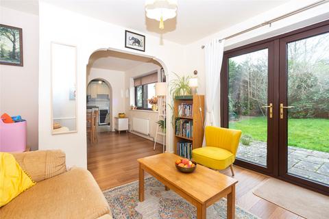 undefined, Y Glyn, Menai Bridge, Isle of Anglesey, LL59