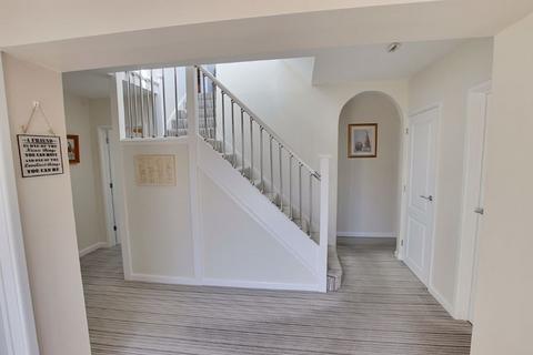 205 Frome Road, Trowbridge, BA14 0DY