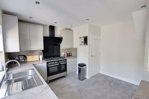 205 Frome Road, Trowbridge, BA14 0DY
