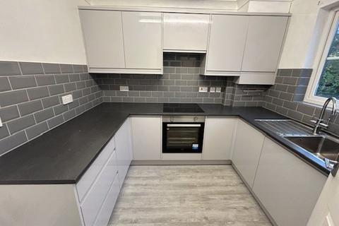 3 bedroom end of terrace house for sale, Hartington Close, Farnborough,