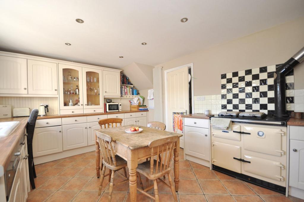 Old Croft Close, Good Easter, Chelmsford, CM1 3 bed semidetached house