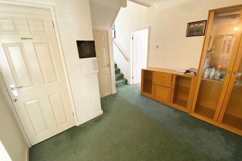 15 Phillips Lane, Formby, Liverpool, L37 4AY