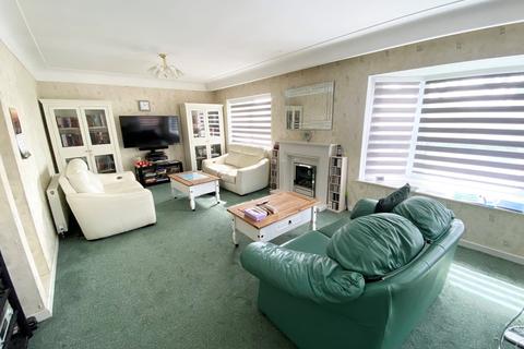15 Phillips Lane, Formby, Liverpool, L37 4AY
