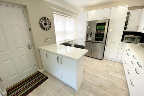 15 Phillips Lane, Formby, Liverpool, L37 4AY
