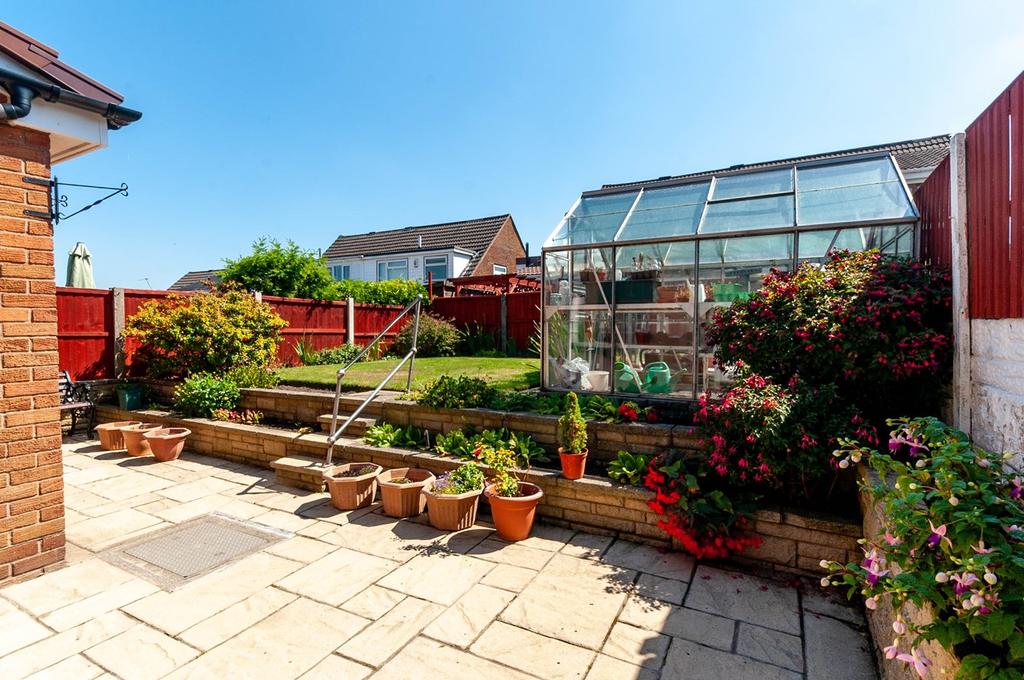 Cambourne Avenue, St Helens, WA11 3 bed semidetached house £189,500