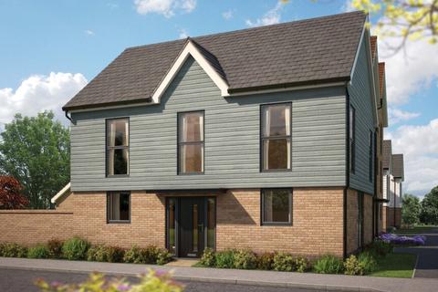 4 bedroom detached house for sale - Plot 96, The Chestnut at Davington Fields, Davington Fields ME13