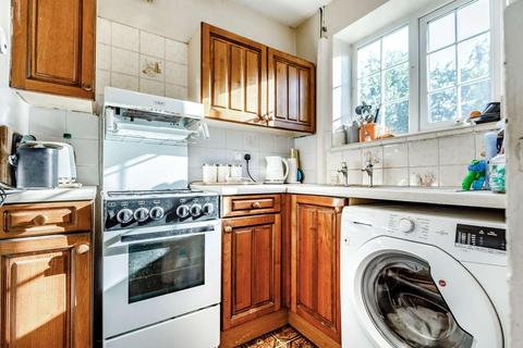 2 Broomfield, Birstwith, Harrogate, HG3 3AF