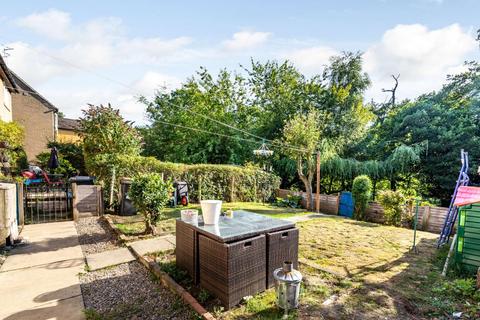 2 Broomfield, Birstwith, Harrogate, HG3 3AF