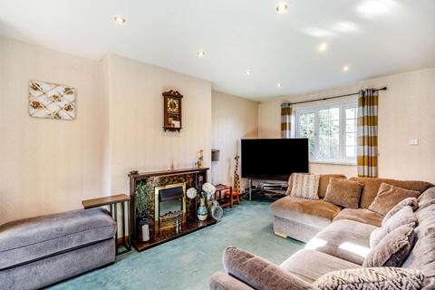 2 Broomfield, Birstwith, Harrogate, HG3 3AF