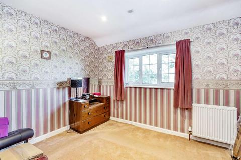 2 Broomfield, Birstwith, Harrogate, HG3 3AF