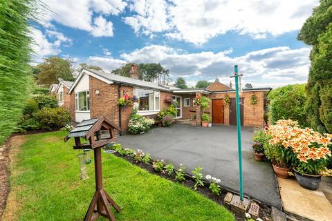 3 bedroom detached bungalow for sale - Chessington Drive, Wakefield
