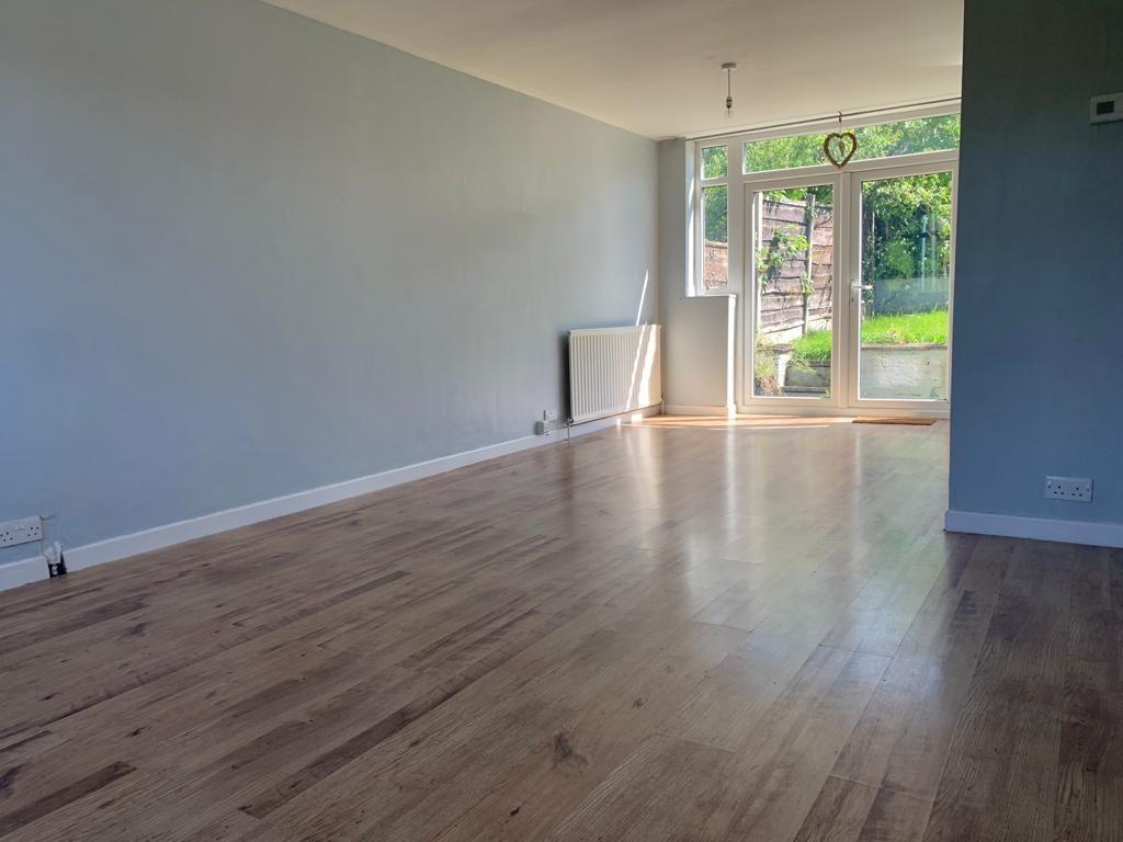 Lounge and dining area