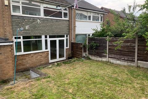 97 Turner Street, Lees, Oldham, OL4 3JJ