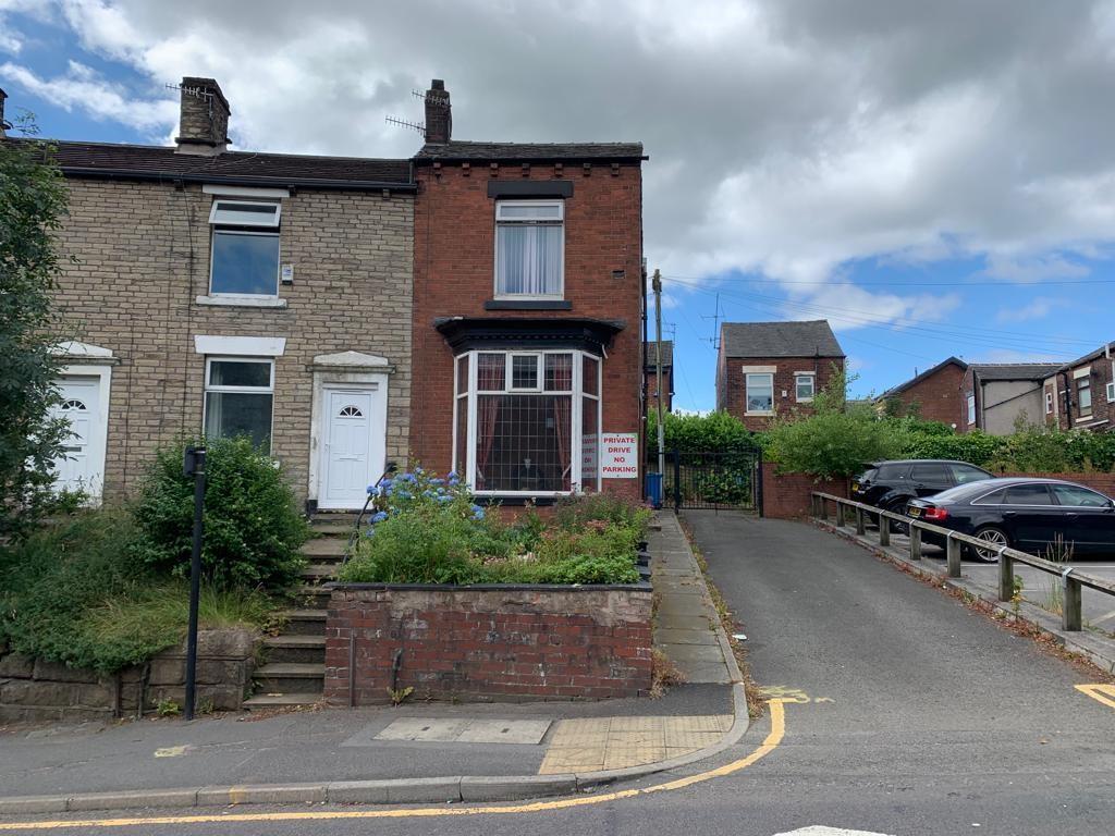Lees Road, Salem, Oldham 2 bed end of terrace house for sale £95,000
