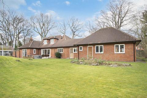 Linton Dale, 40a Cantley Lane, Doncaster, DN4 6ND