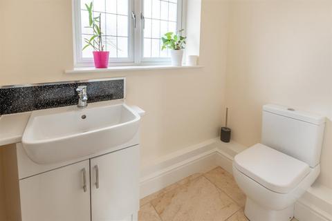 Linton Dale, 40a Cantley Lane, Doncaster, DN4 6ND