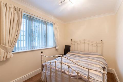 Linton Dale, 40a Cantley Lane, Doncaster, DN4 6ND