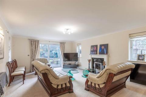 Linton Dale, 40a Cantley Lane, Doncaster, DN4 6ND