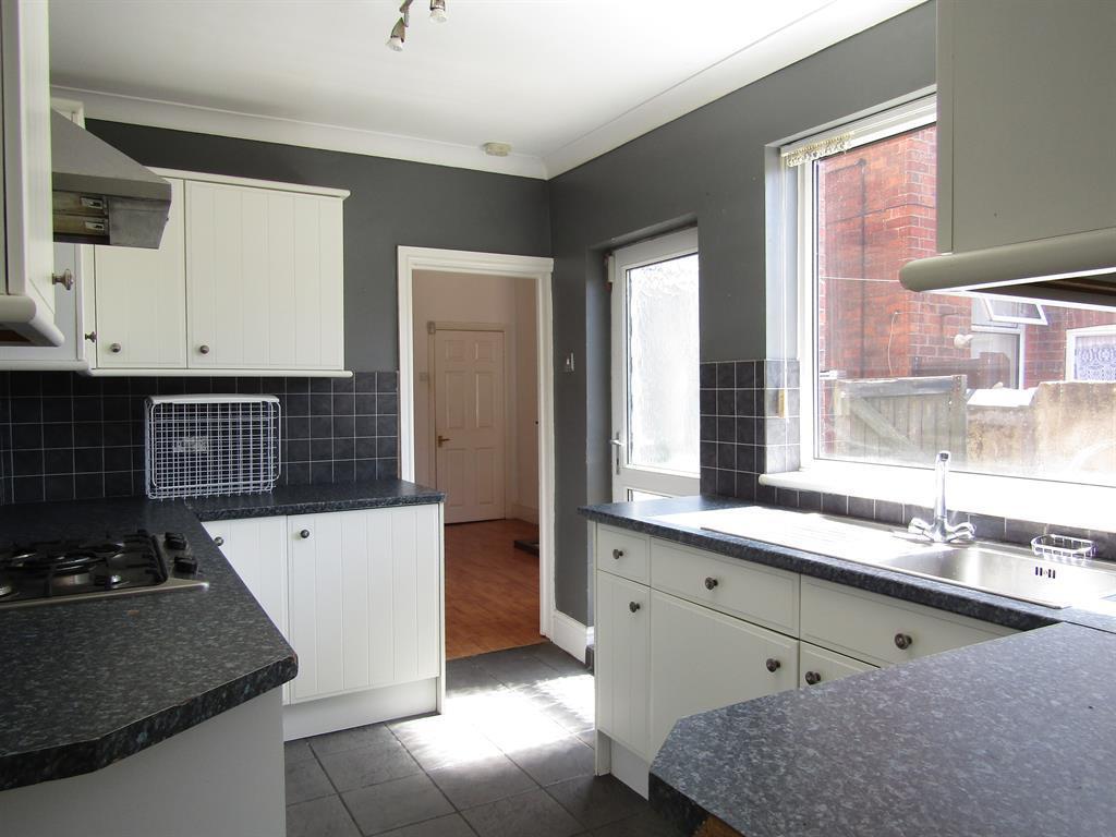 Balfour Street, Gainsborough, Lincolnshire, DN21 2LF 2 bed semi