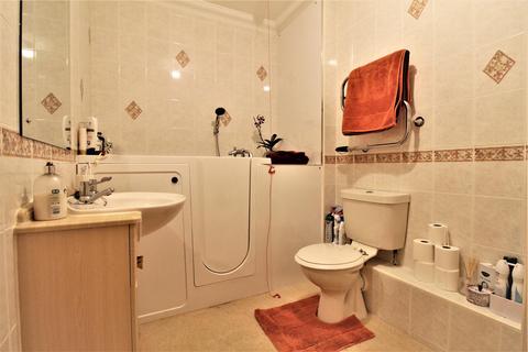 1 bedroom retirement property for sale, Talbot Road, Cheltenham