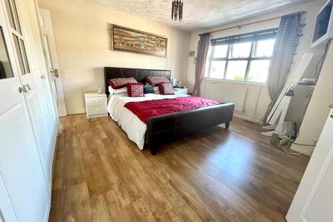 24 Balland Way, Wootton, Northampton, NN4 6AU