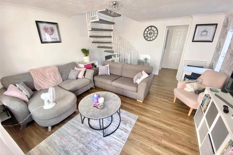 5 Kempsey Close, Luton, LU2 8TT