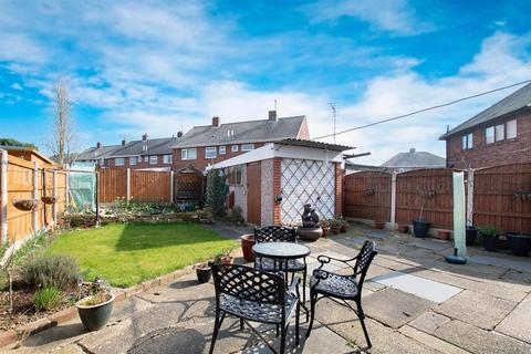 13 Grasmere Road, Carcroft, Doncaster, DN6 8QQ