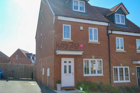 3 bedroom semi-detached house for sale - Imperial Close, Mosborough, Sheffield, S20