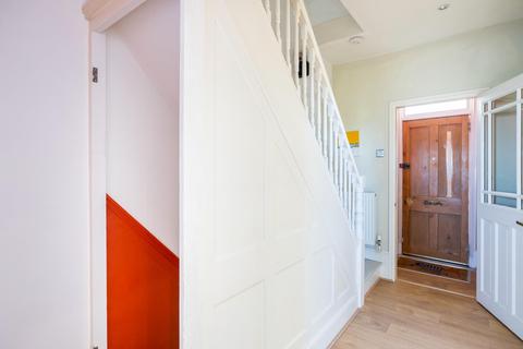 30 Mendip Road, Bristol, BS3 4NY