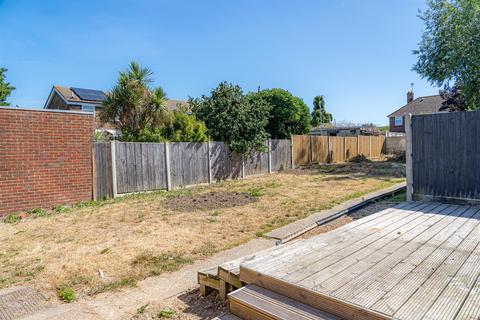 2 Arden Road, Faversham, ME13 8DB