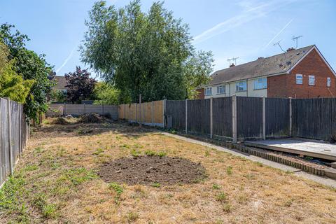 2 Arden Road, Faversham, ME13 8DB