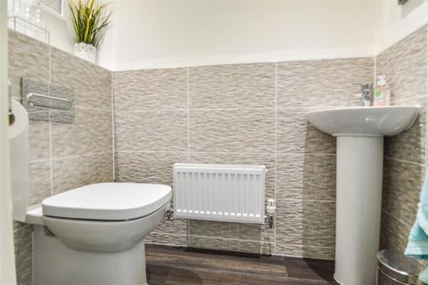 14 Cape Drive, Anlaby, Hull, HU10 7FP