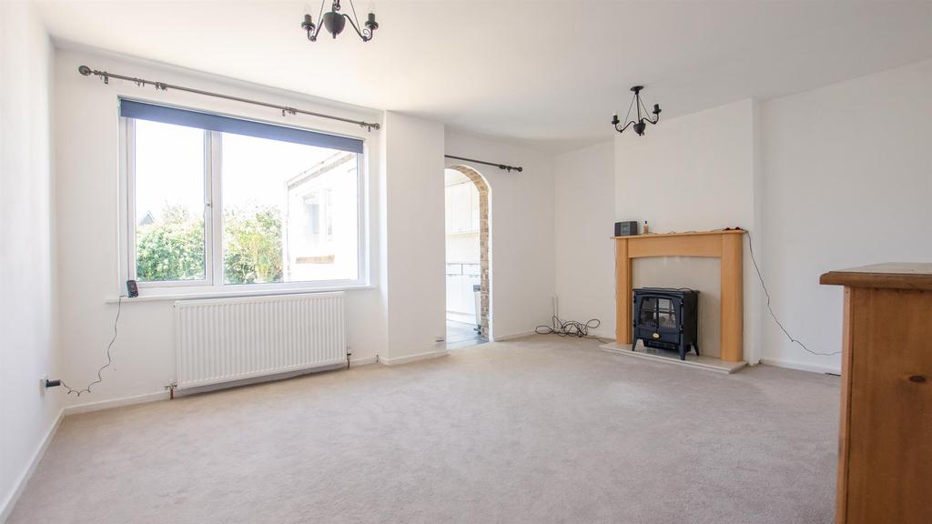 Acaster Lane, York... 3 bed detached house £1,200 pcm