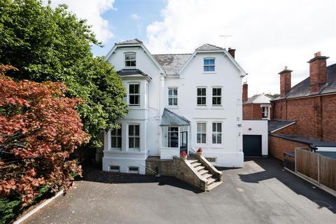 39 Bodenham Road, Hereford, HR1 2TP