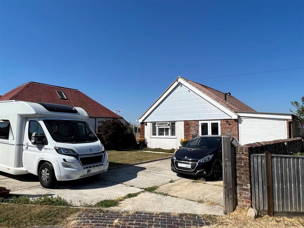 Brodrick Road, Eastbourne 2 bed detached bungalow for sale £425,000