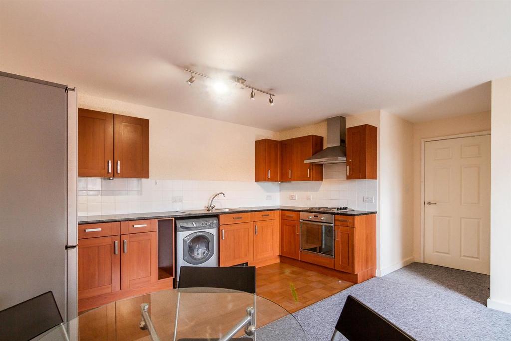 Fremington Court, 2 Upper York... 1 bed apartment £825 pcm (£190 pw)