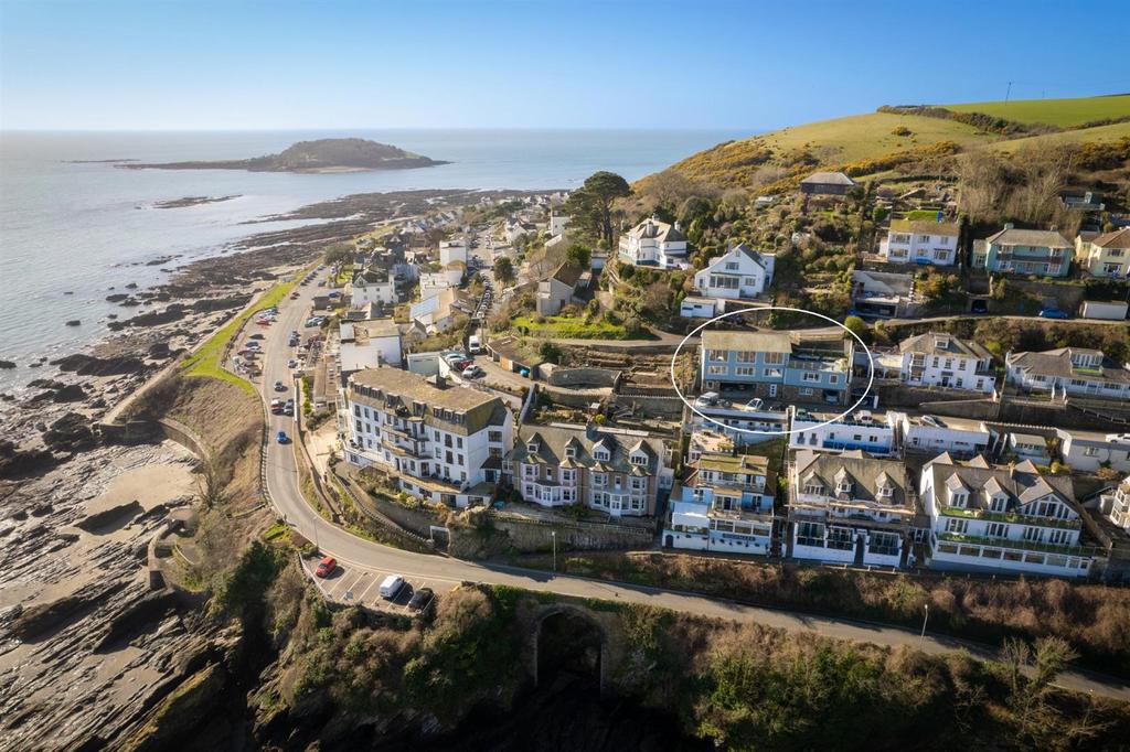 Hannafore Lane, Looe PL13 4 bed detached house for sale £1,100,000
